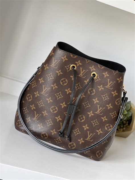 louis vuitton neonoe monogram noir